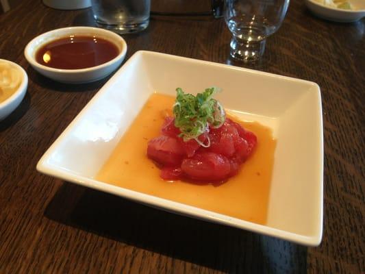 Tuna sashimi