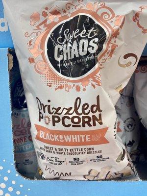 Sweet chaos popcorn'