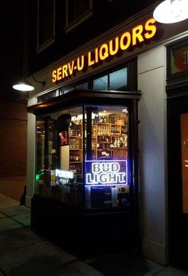 Serv-U-Not Liquors