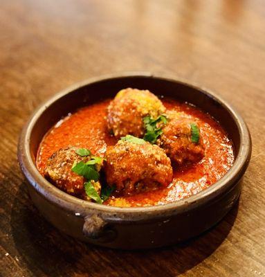 LUNEDI MEATBALLS Beef, Pork, Tomato Sauce, Grana Padano, Basil