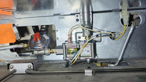 Gas Range has leak of gas. Gas Leak Valve repair