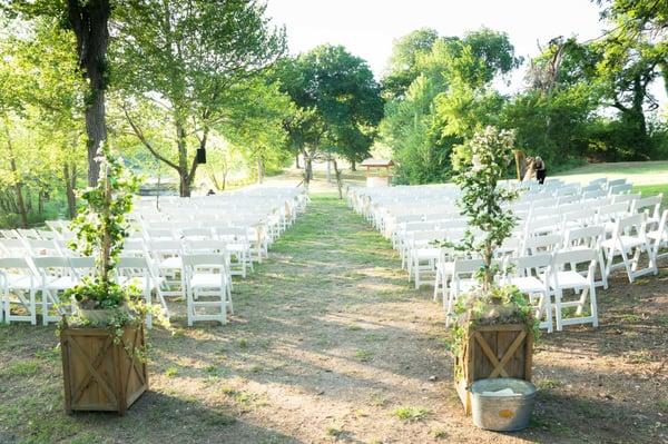 Rustic event Venue conveniently located in Granbury, Texas