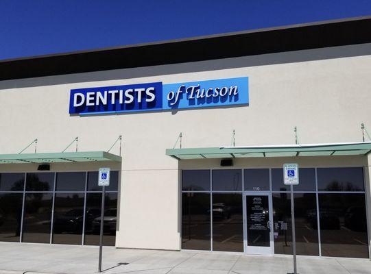 Dentists of Tucson