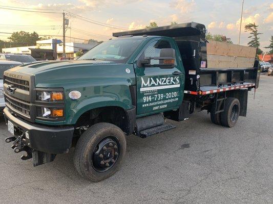 towing manzers medium duty truck