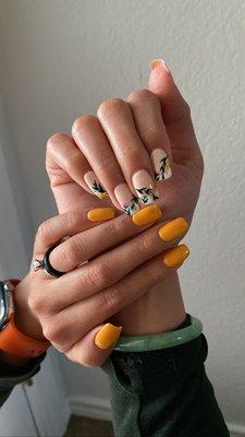 Custom manicure