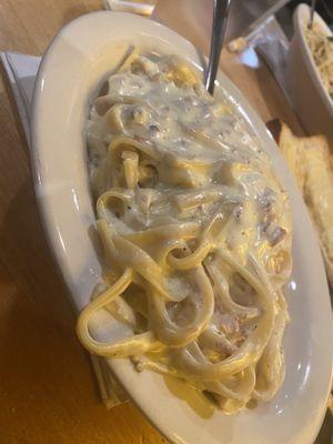 Fettuccine carbonara.