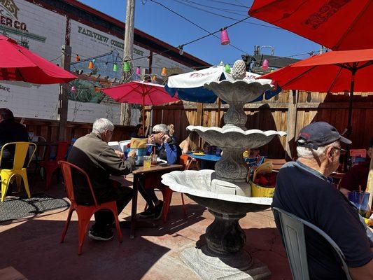 Outdoor lunch in Stillwater!