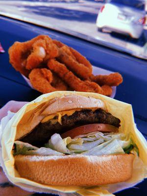 Cheese burger and onion rings