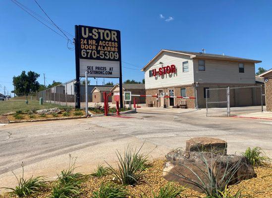 U-Stor SE 44th