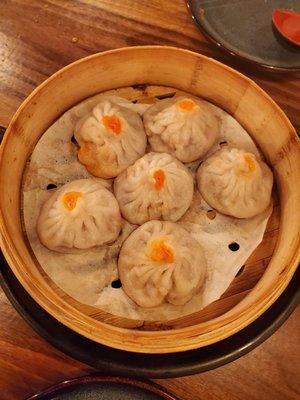 Pork and crab roe soup dumplings