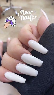 Acrylic nails with gel polish