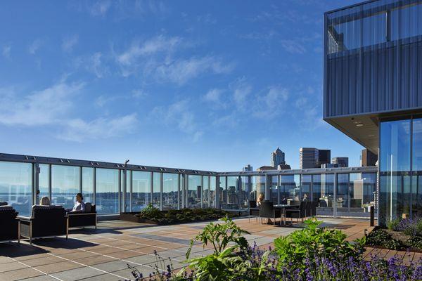 Rooftop Deck at The Wave at Stadium Place, Seattle WA