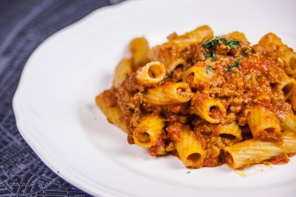 A guest favorite. Tender veal sprinkled with a pinch of parmigiana region, blended perfectly in full flavored pasta.