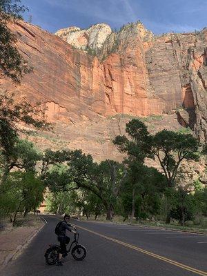 e-bike rental in Zion Canyon near the Narrows.