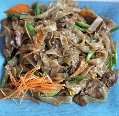 Pad See Ew with beef