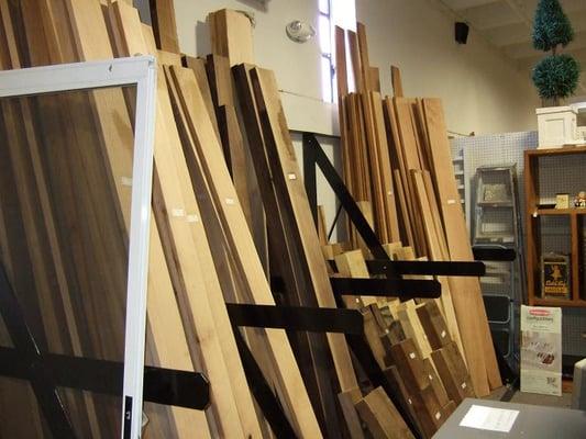 hardwood lumber for sale,oak,walnut,bass cherry,qts ,red,oak oak