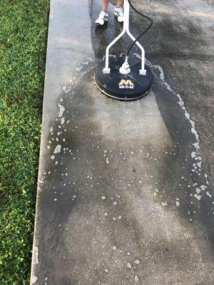 pressure washing driveways