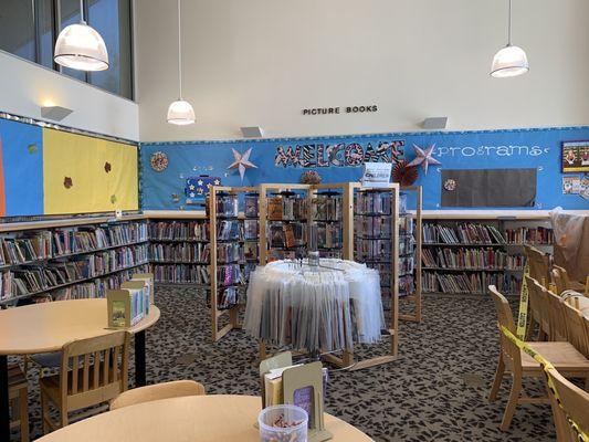 Encino-Tarzana Branch Library