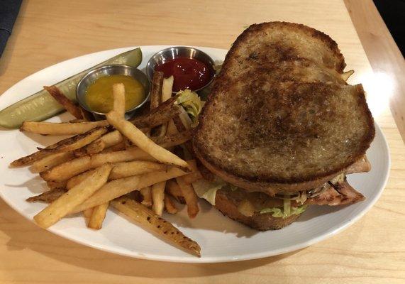 Fried turkey sandwich