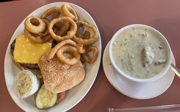 Cheeseburger meal