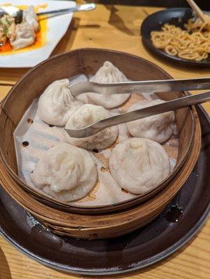 xiao long bao