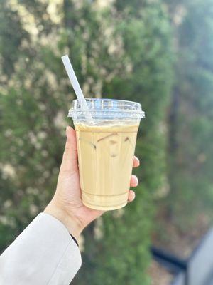 Iced maple brown sugar latte