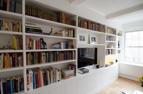 Library Wall- Bloch Residence - Arvelo Architecture & Design - Residential Project