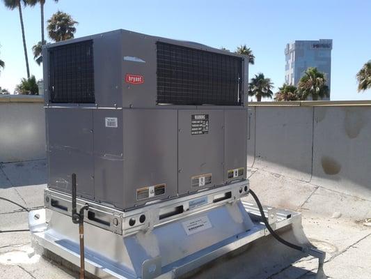 Bryant commercial gas/electric package unit installed