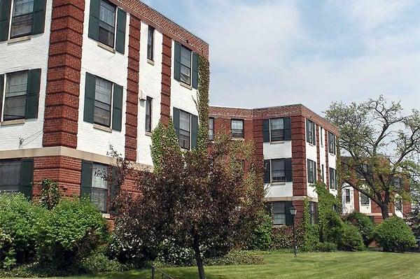 Delaware Park Apartments in North Buffalo NY