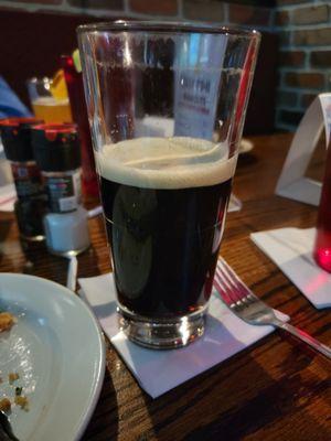 Remnants of a 20 oz glass of Guinness Stout