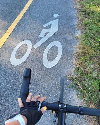 Nail color matches my bike. Who knew.