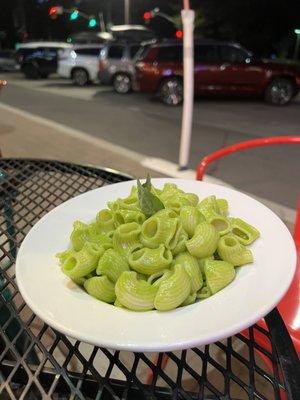 Basil pesto lumache pasta