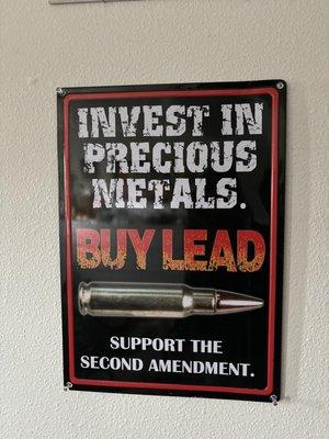 BUY LEAD sign