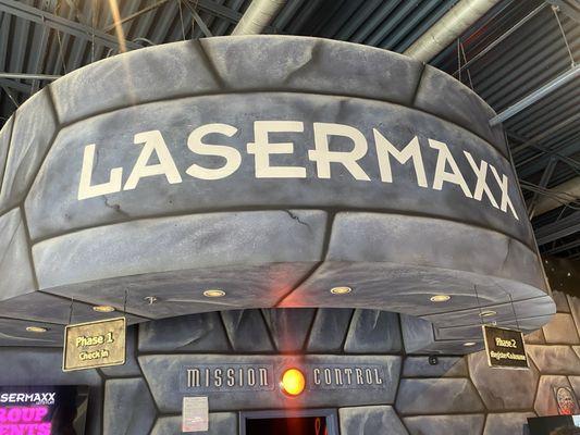 LaserMaxx