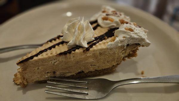 Peanut butter pie