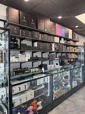 Essentials Vape and smoke shop