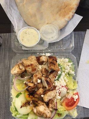 Greek salad with grilled chicken