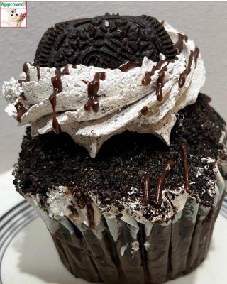 OREO Jumbo Cupcake