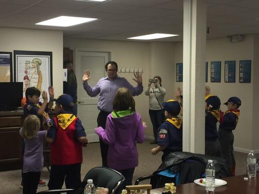 Dr. Adam Rodnick hosted a backpack safety and spinal hygiene course for local Troop #227!