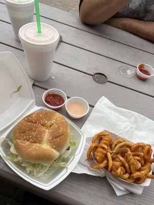 Shoshone Snack Bar