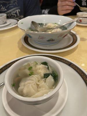 Wonton soup