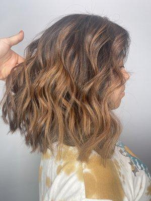 Highlights with root shadow