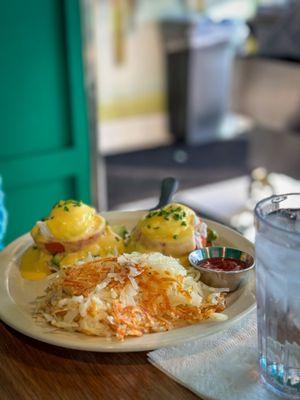 Eggs Benedict California