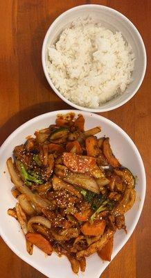 A #5 which is a spicy chicken dish with carrots, onions, zucchini, broccoli and lots of flavor.