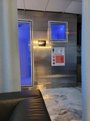 Cryotherapy machine