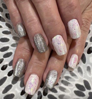 More pretty nails from Crystal....