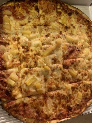 Pineapple pizza