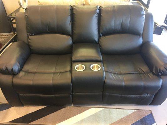 Gavin loveseat recliner with console