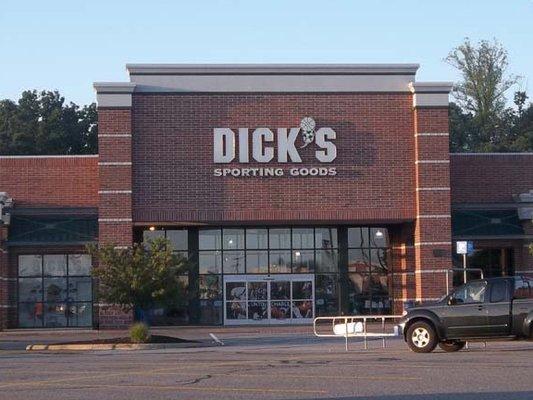 DICK'S Sporting Goods