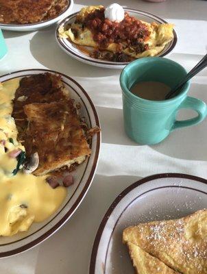 Omelettes , French toast , coffee